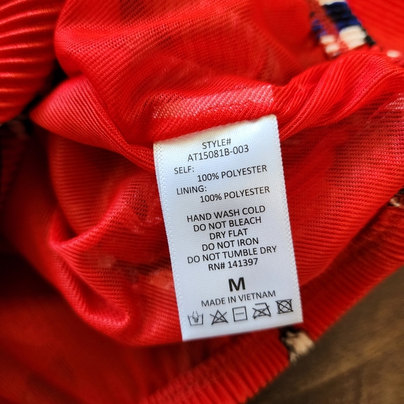 ASTR Plisse Red Floral Surplice Asymmetrical Wrap Crop Top - Picture 5 of 9